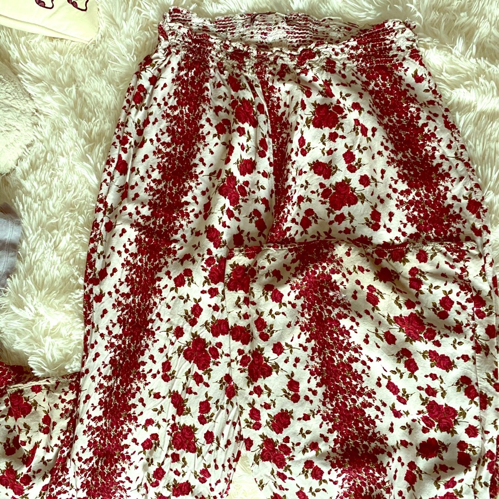 Floral wide legged pants
